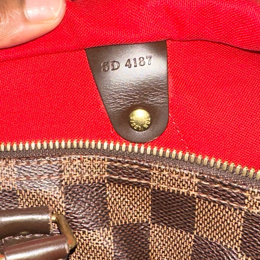 Authentic Louis Vuitton Speedy 35 - Picture 7 of 7